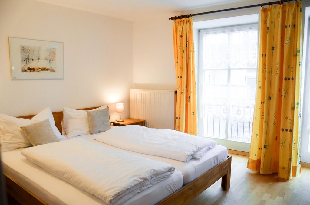 Hotel Blaue Traube 쇼네우 외부 사진